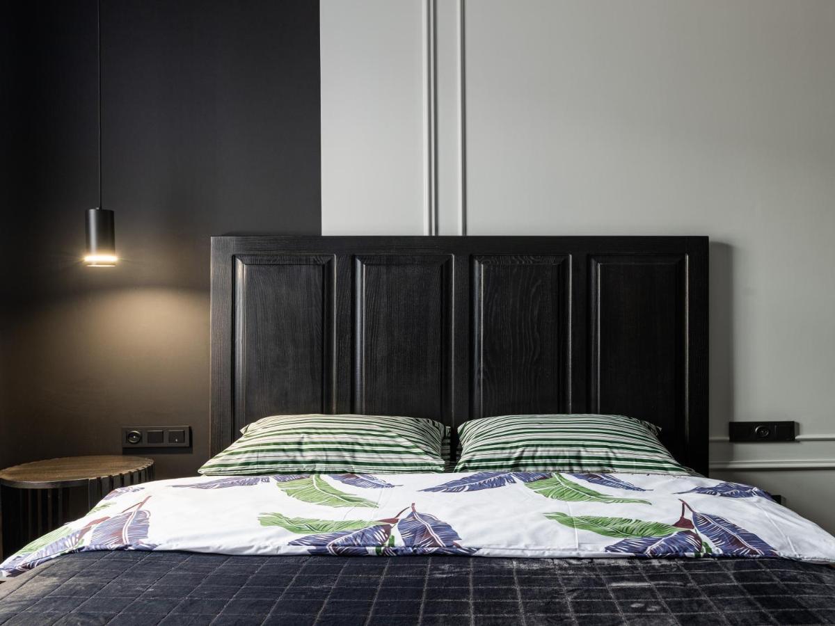 Modern Apartment 利沃夫 外观 照片