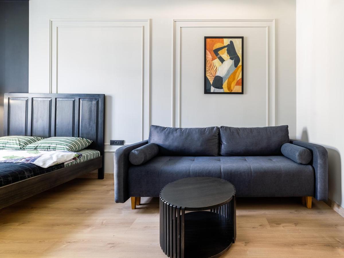 Modern Apartment 利沃夫 外观 照片