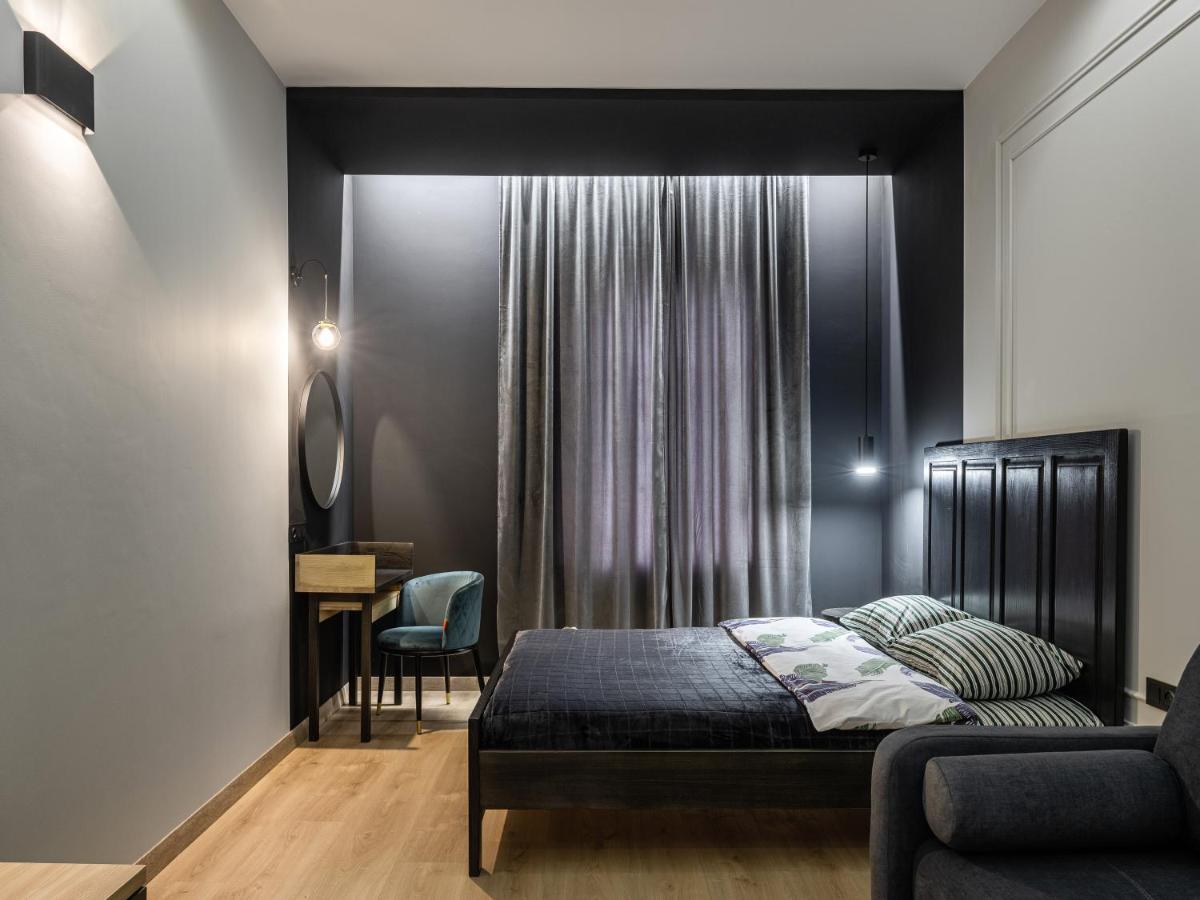 Modern Apartment 利沃夫 外观 照片