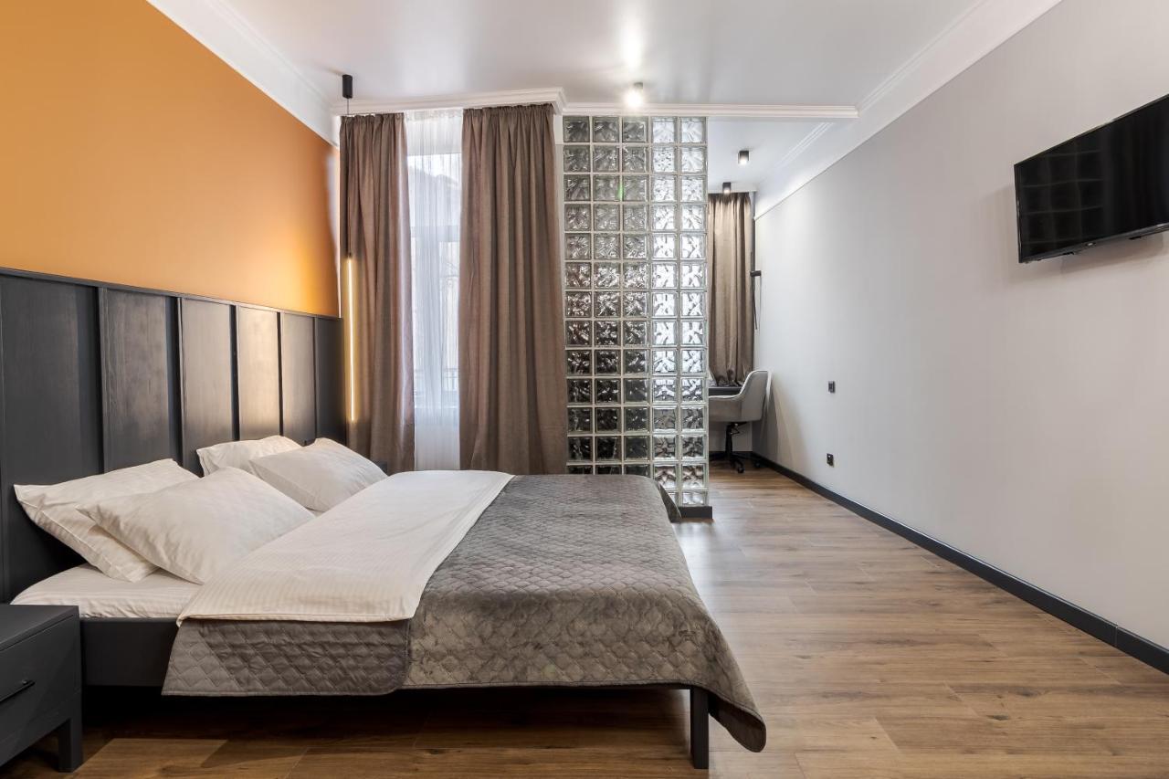 Modern Apartment 利沃夫 外观 照片