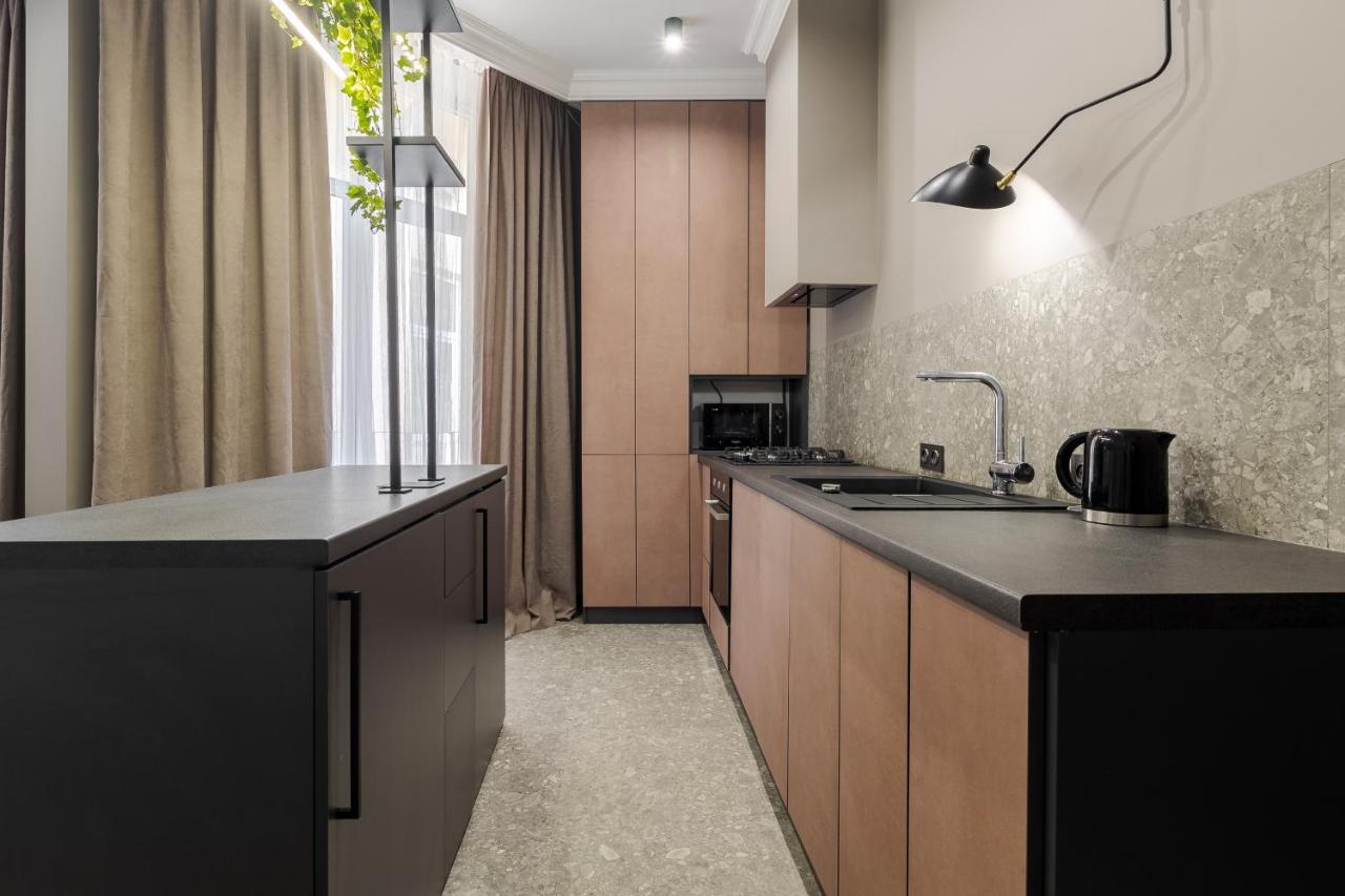 Modern Apartment 利沃夫 外观 照片